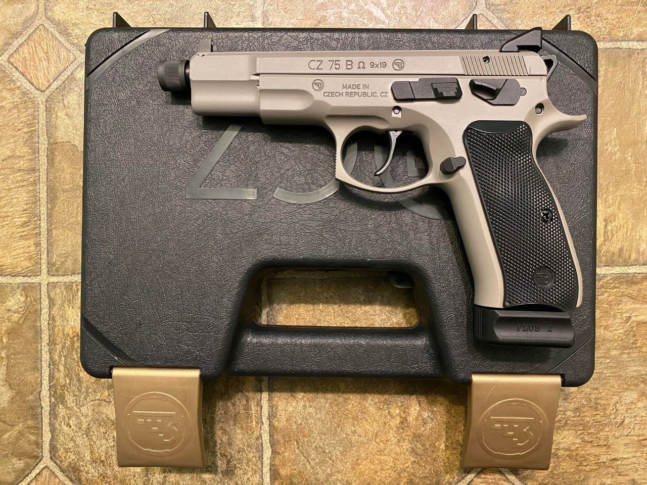 tradicante armas español