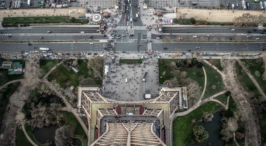 Apto para 55: los eurodiputados respaldan las normas de emisión de CO₂ para automóviles y furgonetas