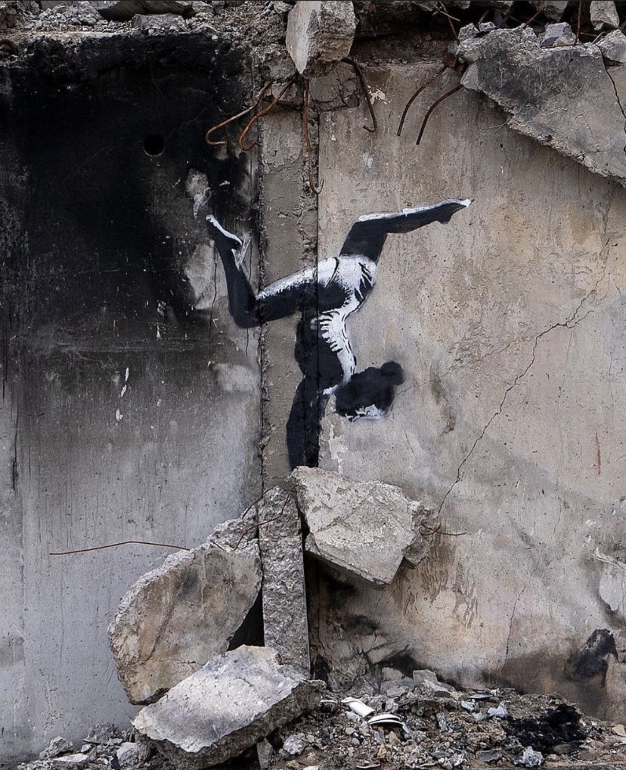 Banksy publica obras en ciudades de Ucrania