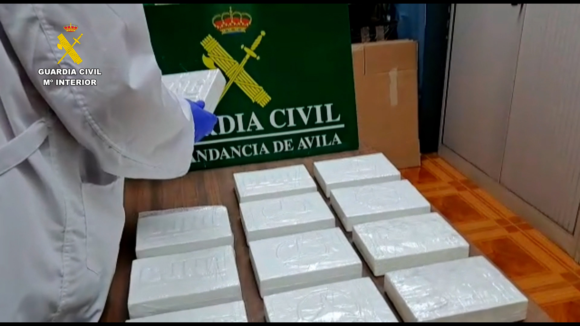 La Guardia Civil incauta 12 kilos de cocaína, algunos de los cuales llevaban el sello de autenticidad del cartel de Jalisco en Nuevo México